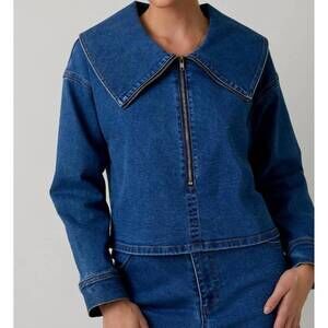 NEW SUNDAY EDITION peter pan top in blue